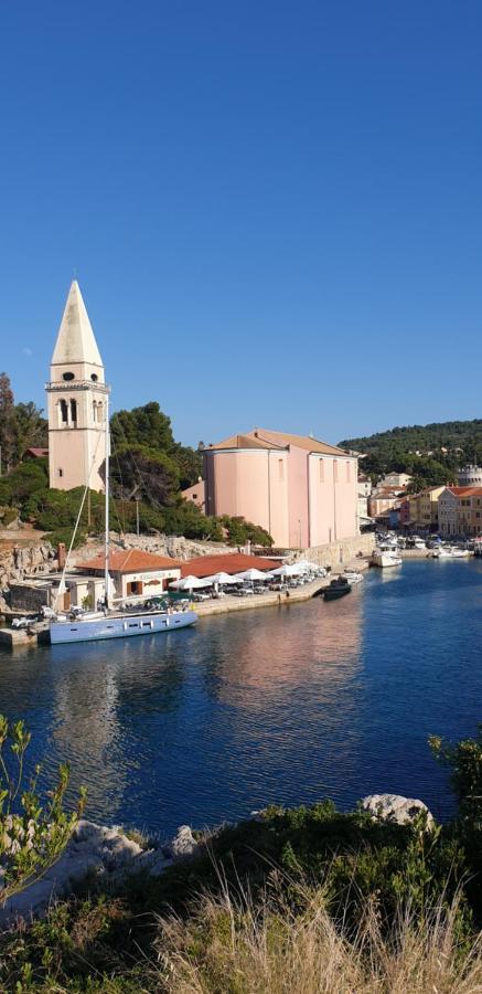 Narcis Central Apartment With Sea & City Views Veli Lošinj 外观 照片