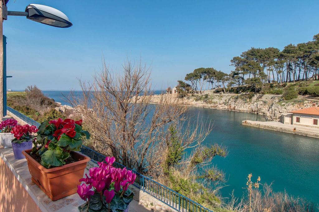 Narcis Central Apartment With Sea & City Views Veli Lošinj 外观 照片