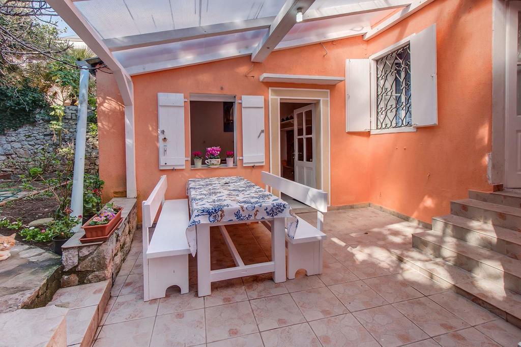 Narcis Central Apartment With Sea & City Views Veli Lošinj 外观 照片